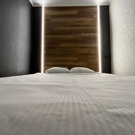 Tiffany Apartment Кропивницкий Экстерьер фото